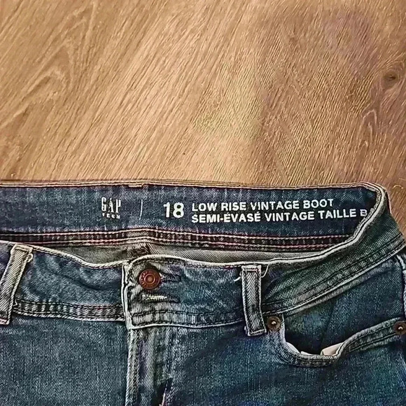 Gap Teen Low Rise Vintage Boot Cut Jeans - Picture 3 of 3